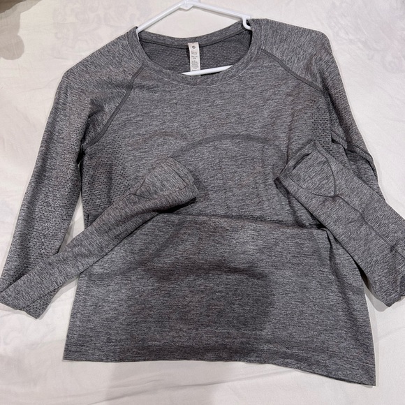 Lululemon swiftly tech long-sleeve shirt 2.0 - Picture 2 of 3